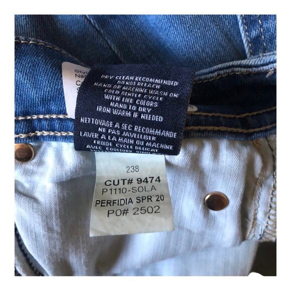 Fidelity Sola NWT Mid Rise Raw Edge Step Hem Ankle Jeans, Perfidia Wash, 28 - Picture 10 of 14